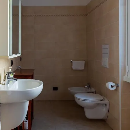 Sosta Sul Lejlighed Lezzeno